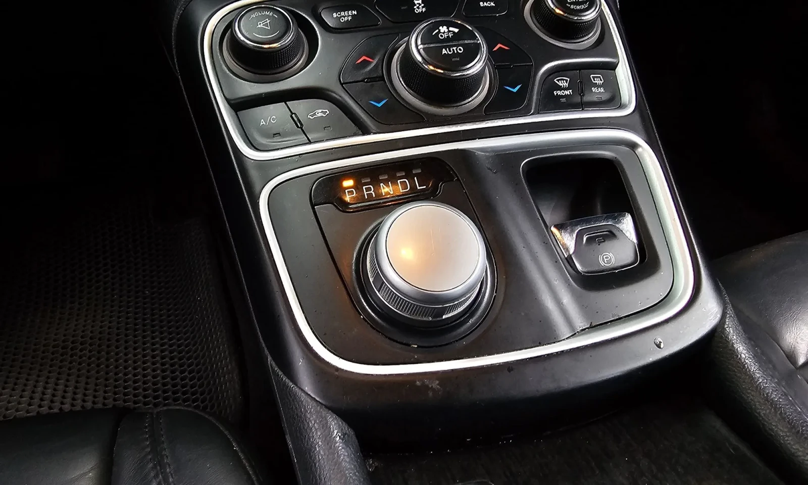 Chrysler 200 * Distronic, * Park Assist * 2.4 | Mobile.bg � ����������� 13