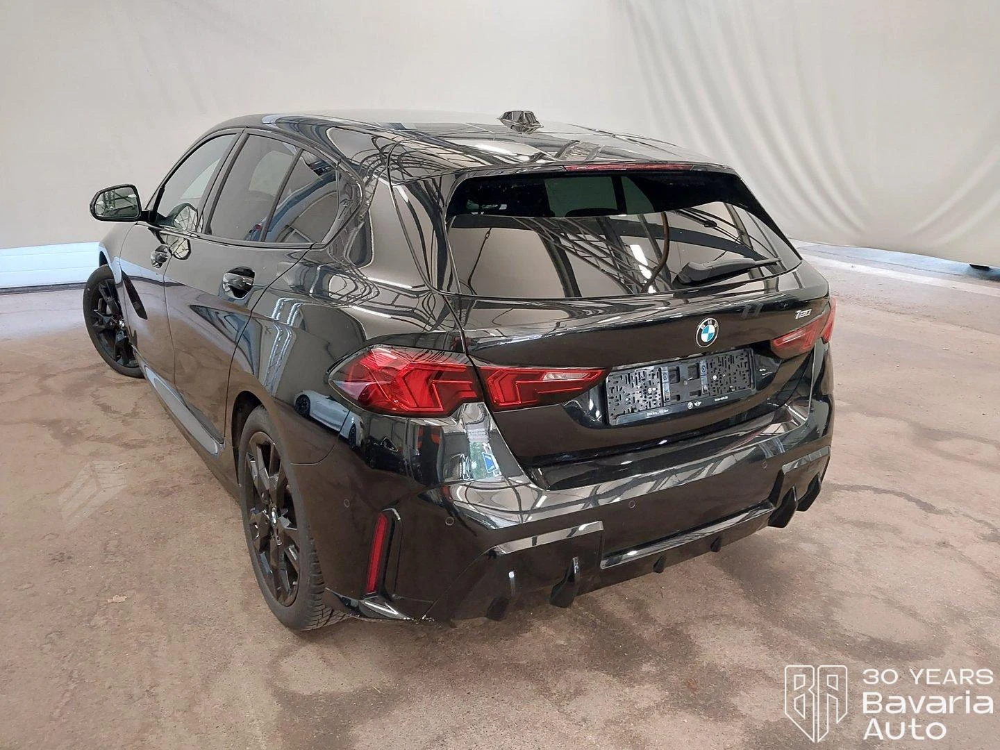BMW 120 M Sport Paket Steptronic, снимка 2 - Автомобили и джипове - 54789006