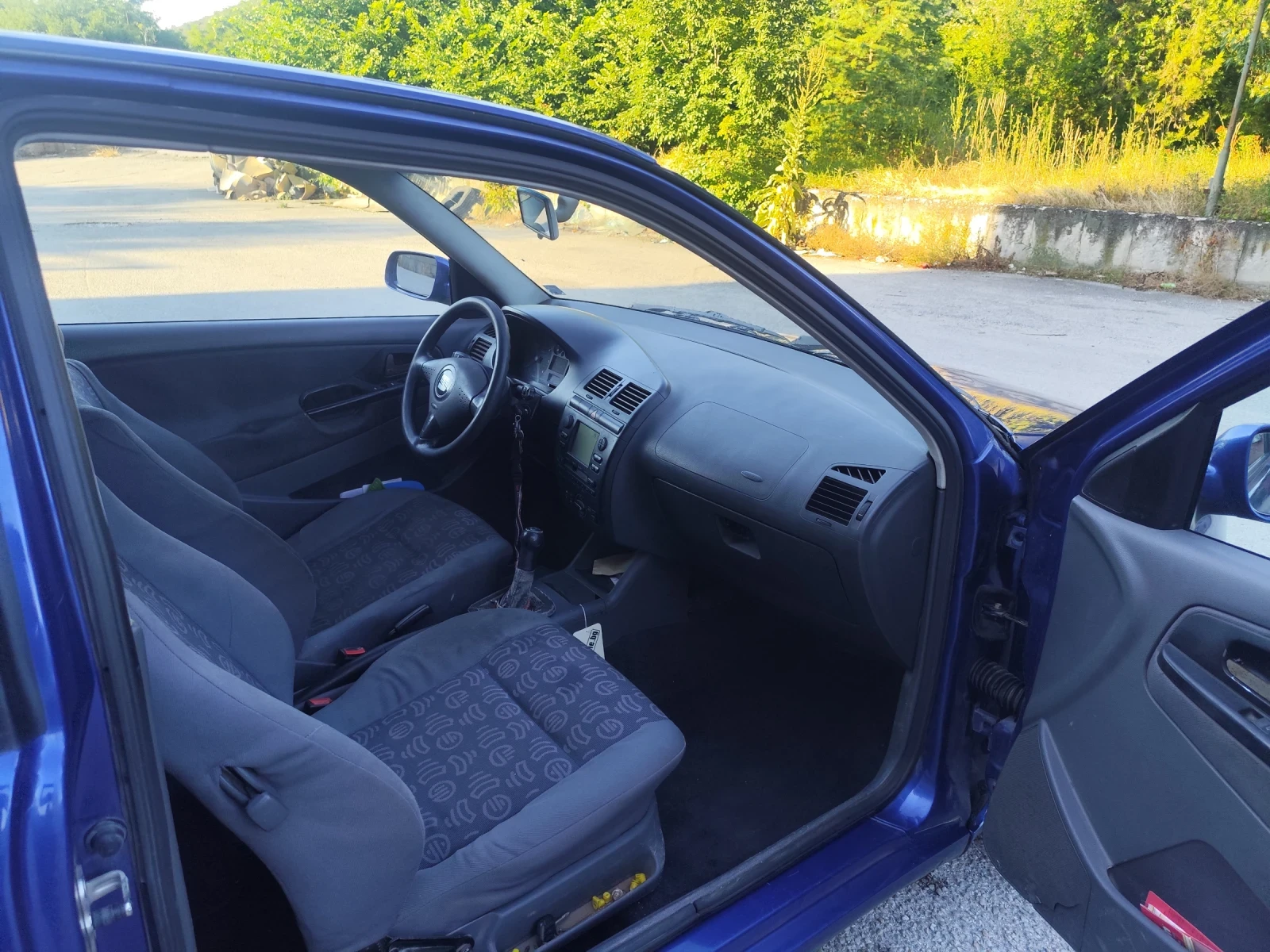 Seat Ibiza, снимка 12 - Автомобили и джипове - 55232788