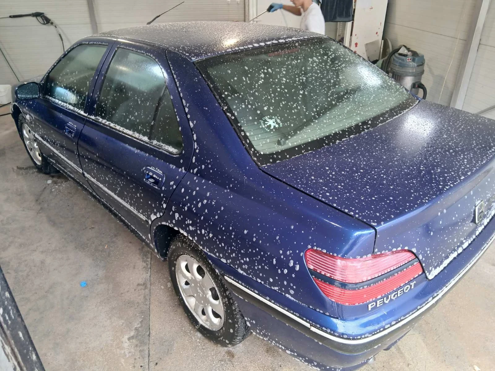 Peugeot 406
