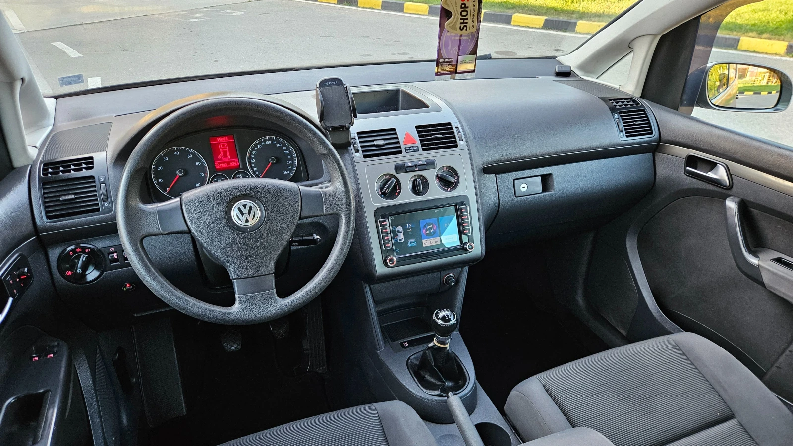 VW Touran 2.0 GAZ/ NAVIG/KLIMATIK, снимка 9 - Автомобили и джипове - 55471240