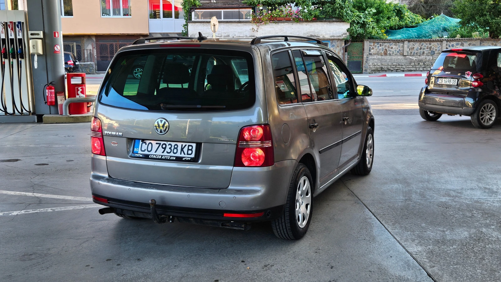 VW Touran 2.0 GAZ/ NAVIG/KLIMATIK, снимка 5 - Автомобили и джипове - 55471240