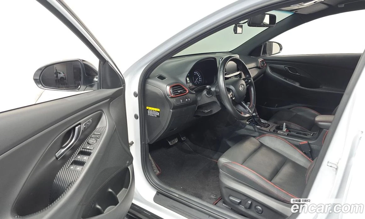 Hyundai I30 1.6 Turbo N Line, снимка 11 - Автомобили и джипове - 55945469