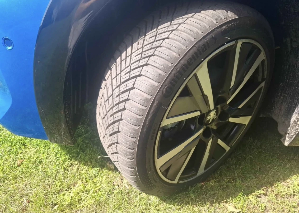 Peugeot 208 GT Line  | Mobile.bg � ����������� 10