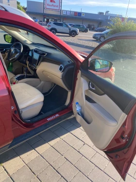 Nissan Rogue SV, снимка 9