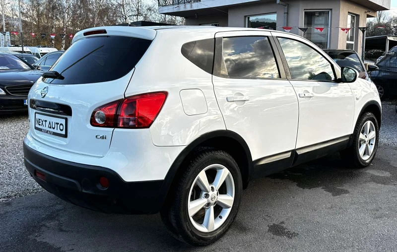 Nissan Qashqai 2.0D 150HP 4X4 PANO KEYLESS КОЖА , снимка 5 - Автомобили и джипове - 52623606