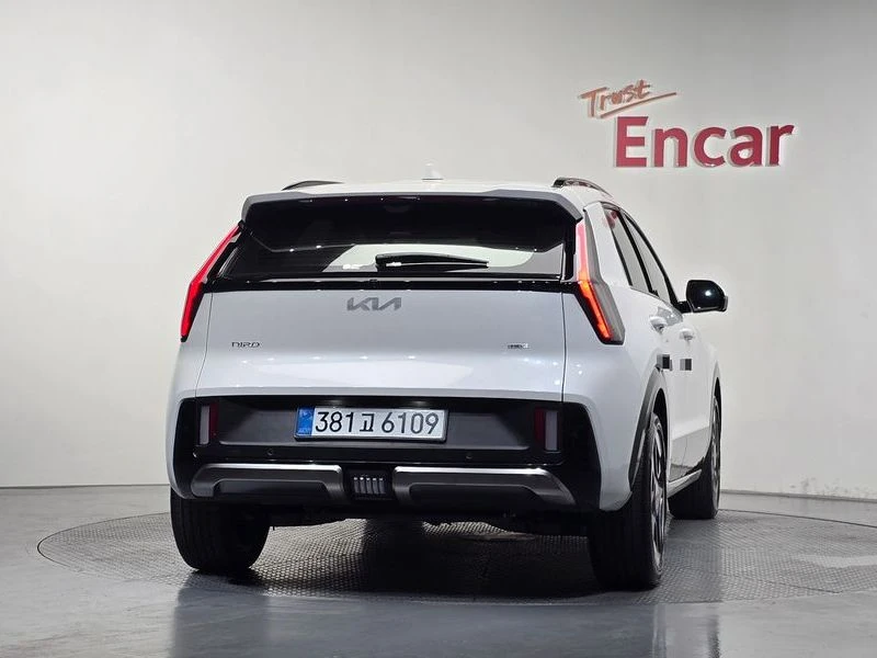 Kia Niro SIgnature| 139к.с.| ВКЛ.ТЕХНОТЕСТ, снимка 4 - Автомобили и джипове - 55688647