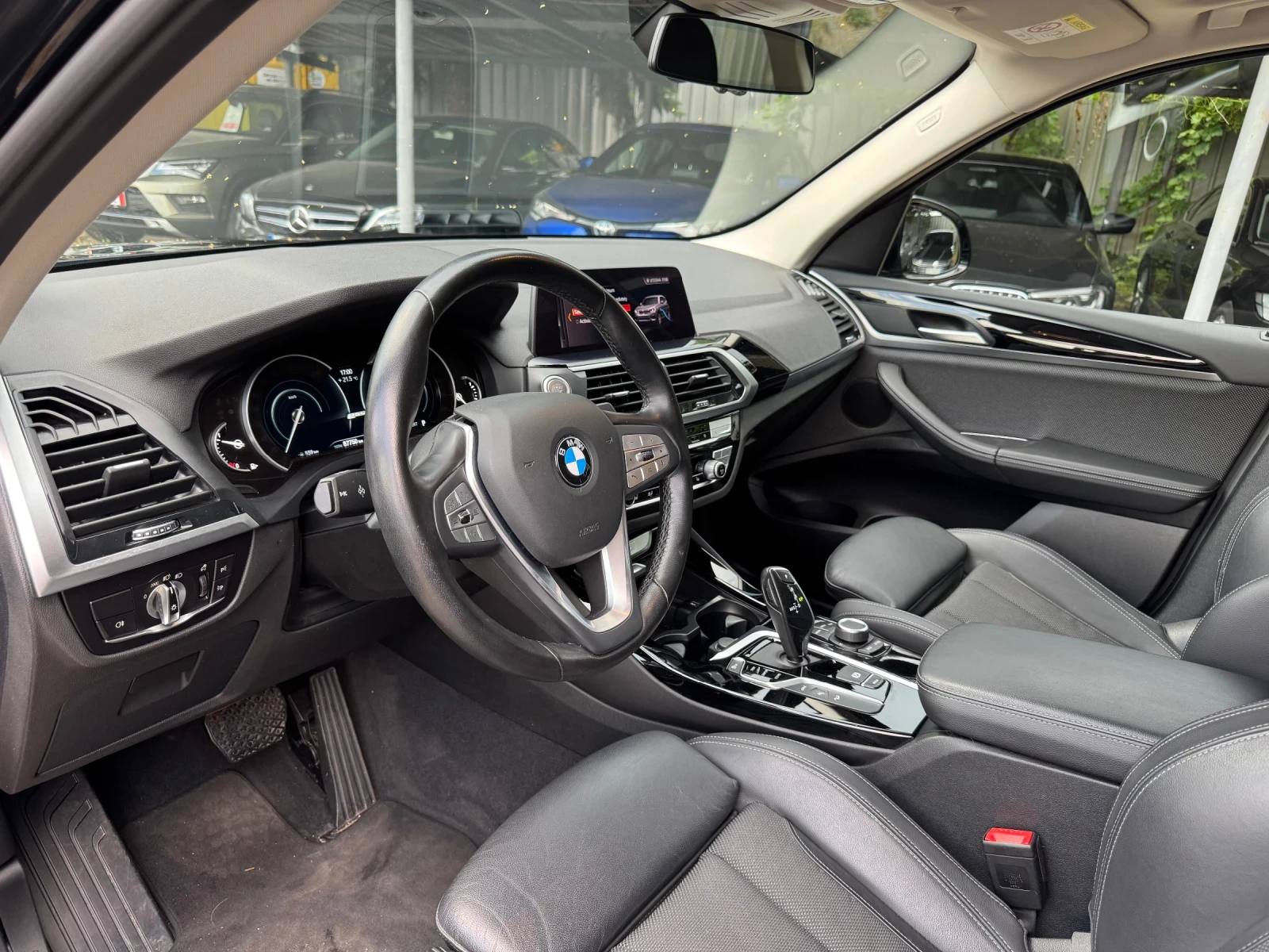 BMW X3 30e Xdrive - изображение 7