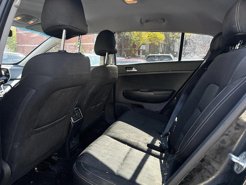 Kia Sportage *  *    *   *  | Mobile.bg   16