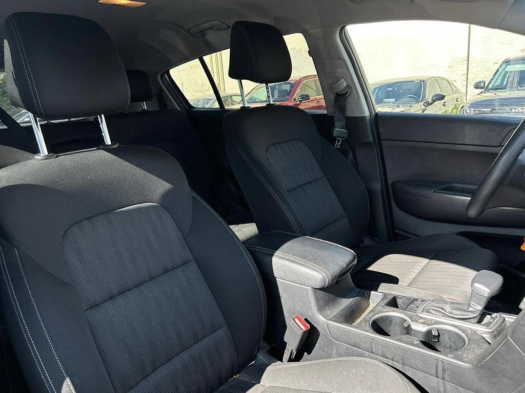 Kia Sportage *  *    *   *  | Mobile.bg   15