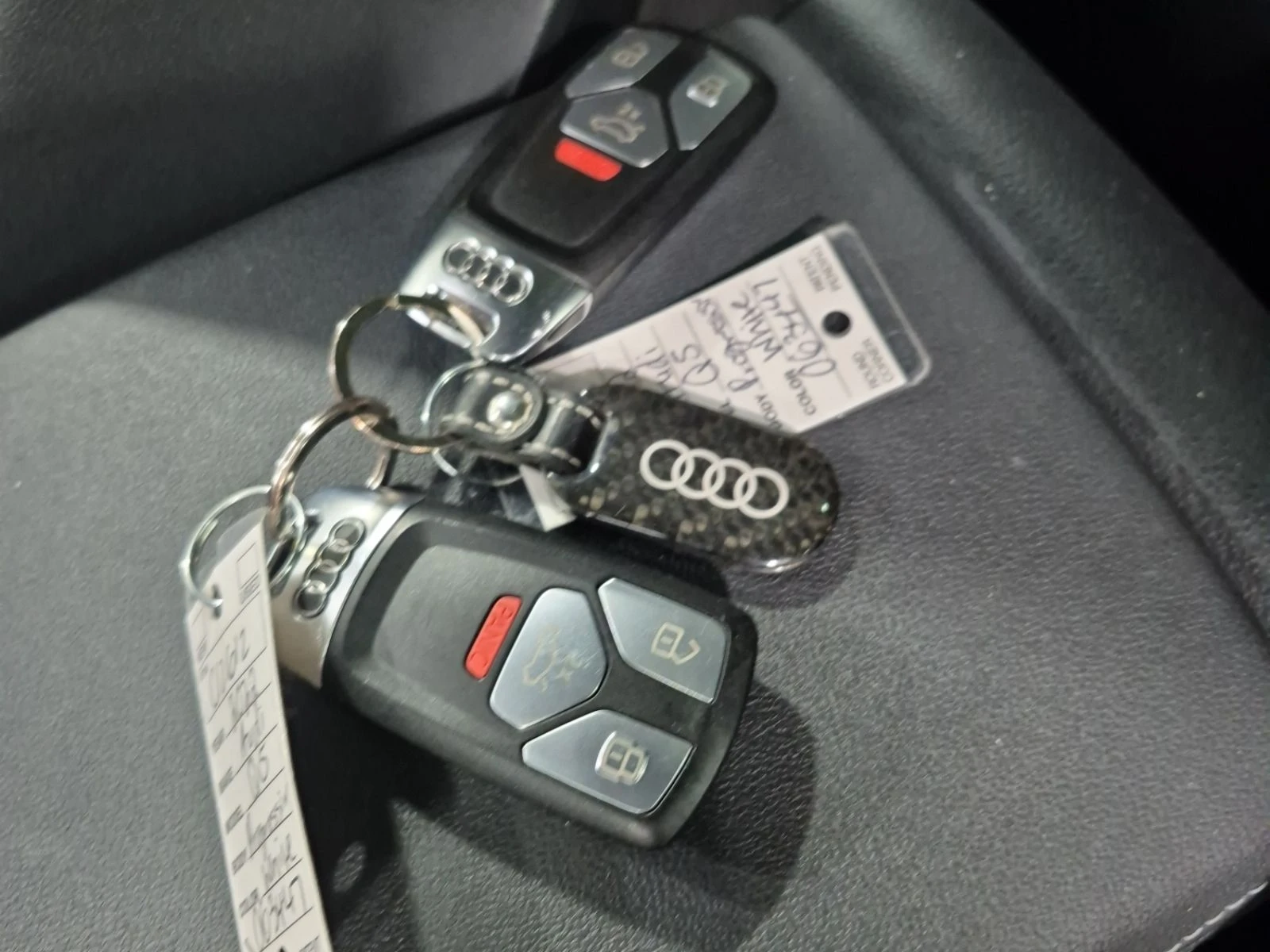 Audi Q5 * PROGRESSIV S LINE* QUATTRO * PANO * 360 * CARFAX - изображение 8