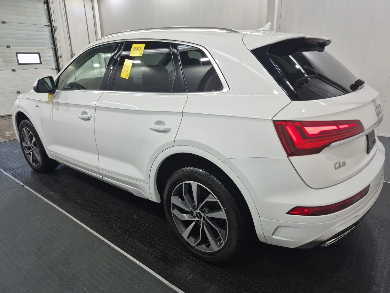 Audi Q5 * PROGRESSIV S LINE* QUATTRO * PANO * 360 * CARFAX - изображение 4