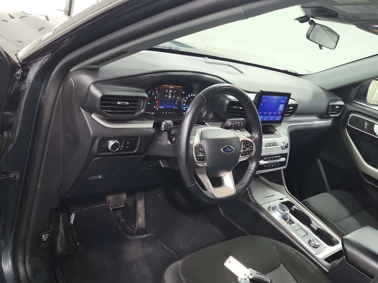 Ford Explorer * XLT * CARFAX * 2 КЛЮЧА * 2 БРОЯ ГУМИ * , снимка 12 - Автомобили и джипове - 53826225