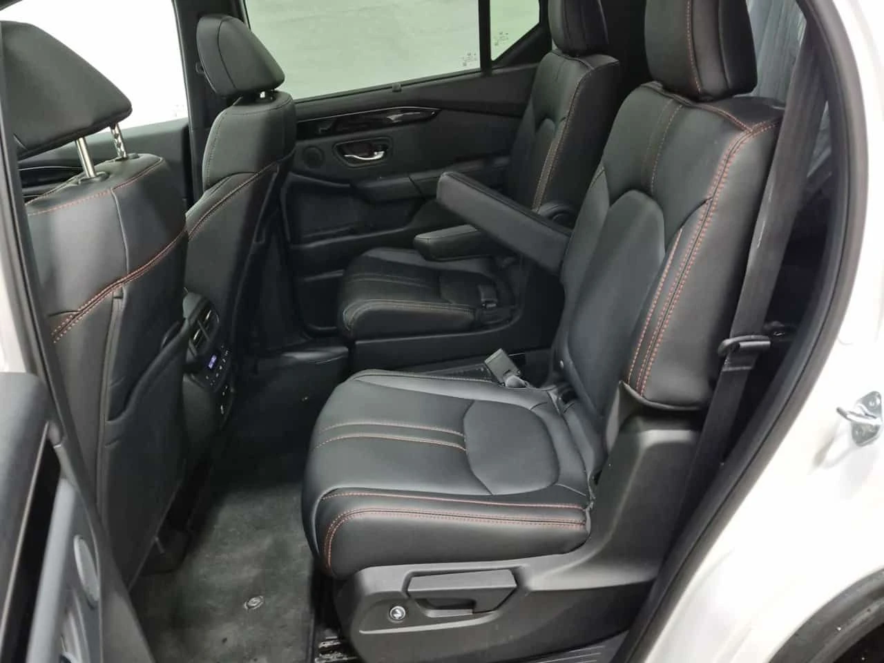 Honda Pilot 3.5 V6 * TRAILSPORT * CARFAX * 7000км! * , снимка 12 - Автомобили и джипове - 53886012