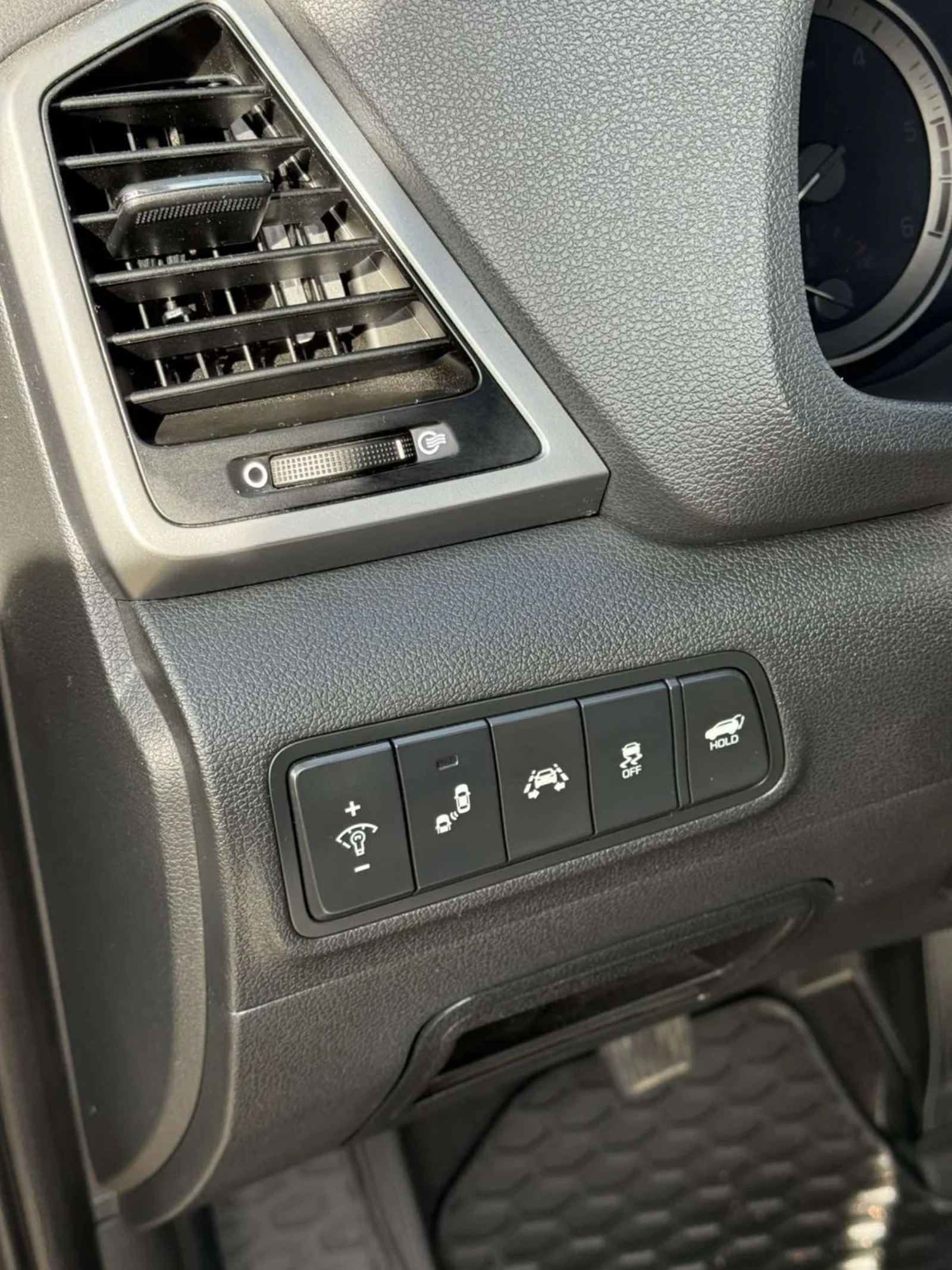 Hyundai Tucson 184p.s., снимка 6 - Автомобили и джипове - 54304381