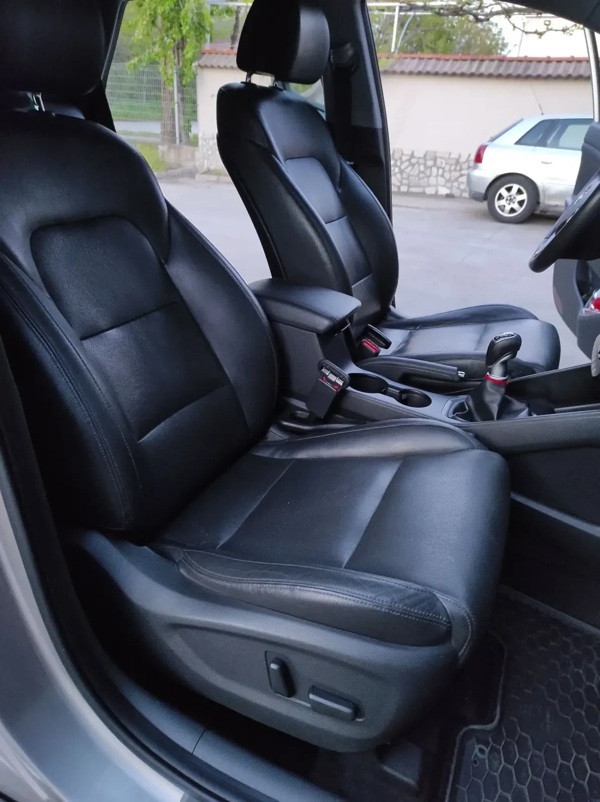 Hyundai Tucson 184p.s., снимка 15 - Автомобили и джипове - 54304381