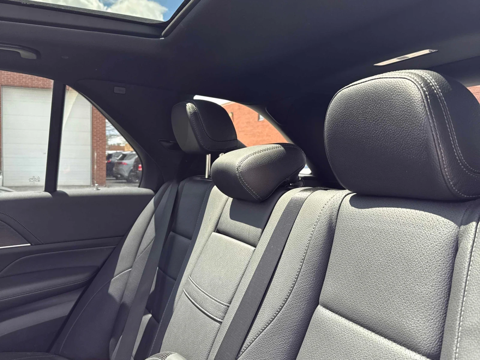 Mercedes-Benz GLE 350 ДИСТРОНИК * ПОДГРЕВ * ПАНОРАМА * 360 * BURMESTER, снимка 14 - Автомобили и джипове - 54555189