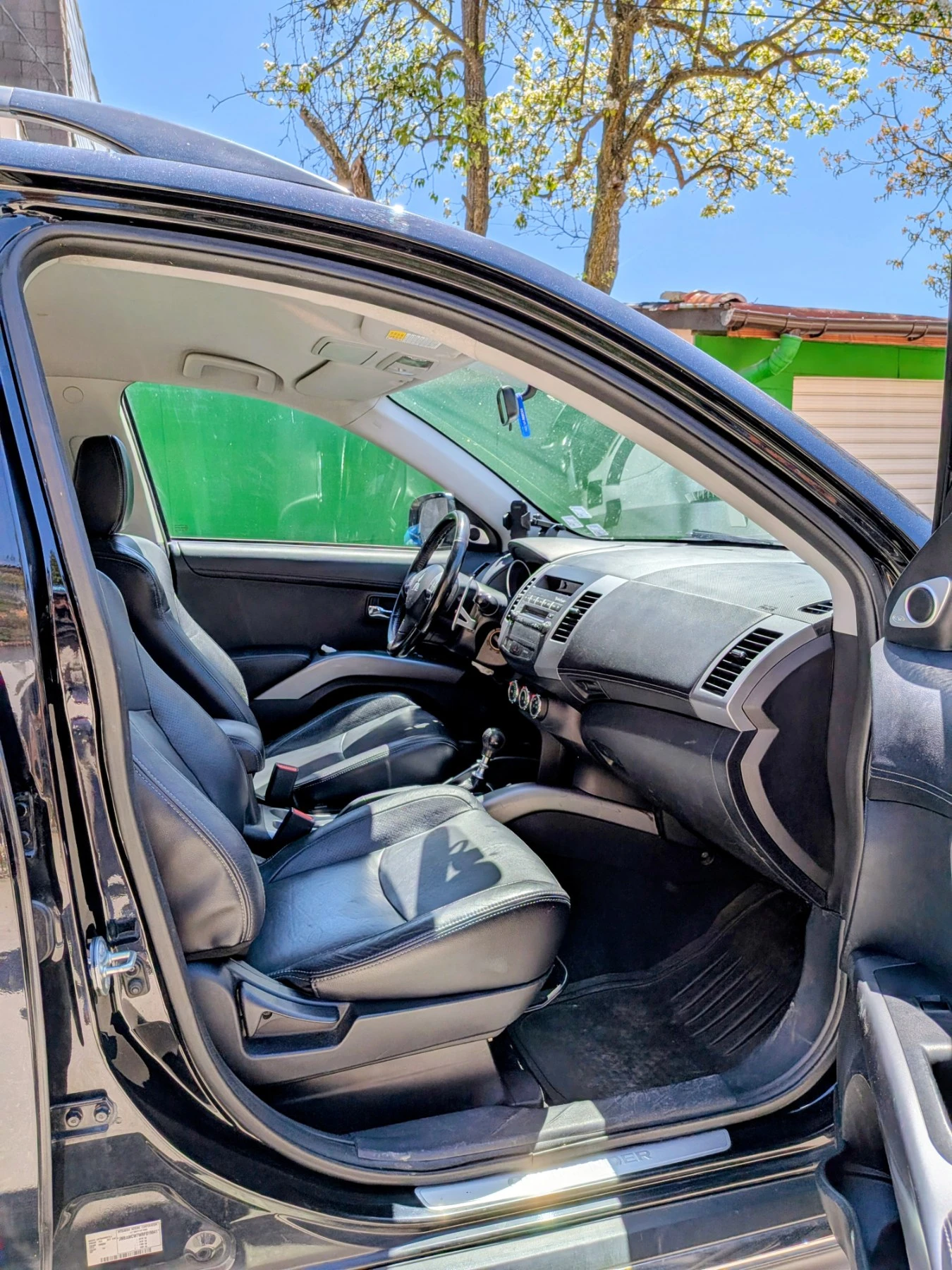 Mitsubishi Outlander, снимка 12 - Автомобили и джипове - 54573755