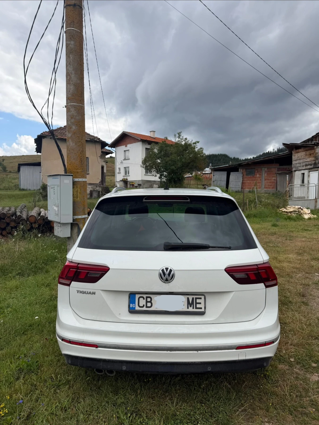 VW Tiguan 2.0 TDI, снимка 4 - Автомобили и джипове - 55412261