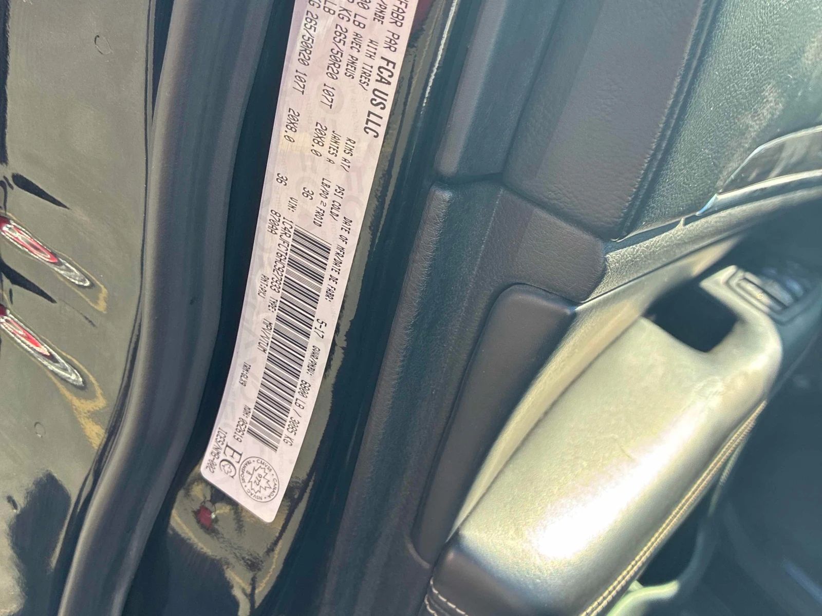 Jeep Grand cherokee * Overland 5.7* CARFAX * АВТОКРЕДИТ* , снимка 11 - Автомобили и джипове - 55905206