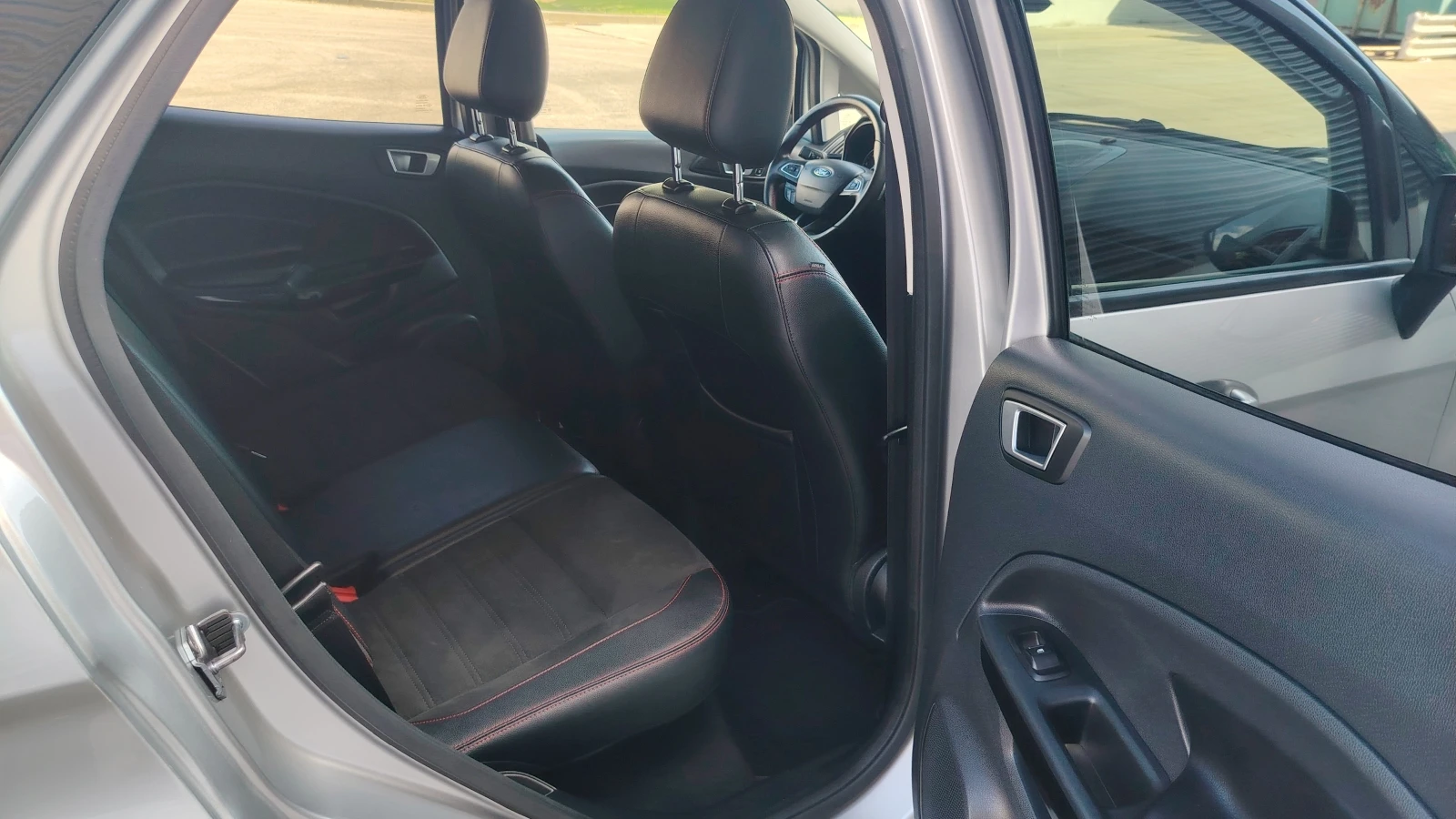 Ford EcoSport ST-LINE, снимка 10 - Автомобили и джипове - 56119805