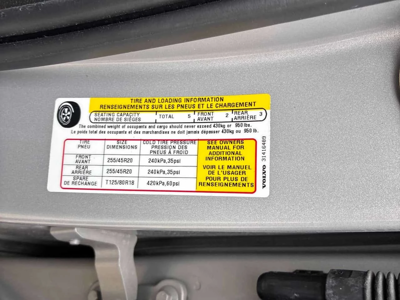 Volvo XC60 * Plus Bright Theme * CARFAX * ЦЕНА ДО БГ, снимка 14 - Автомобили и джипове - 56645227