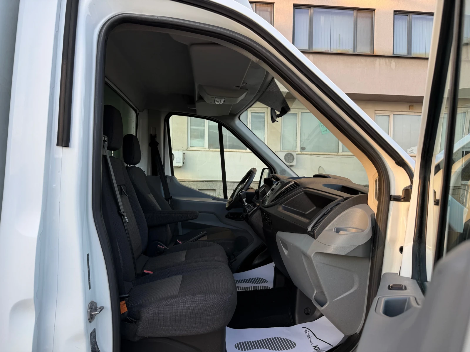 Ford Transit 2.0D ECOBLUE ПАДАЩ БОРД, снимка 12 - Бусове и автобуси - 55783616