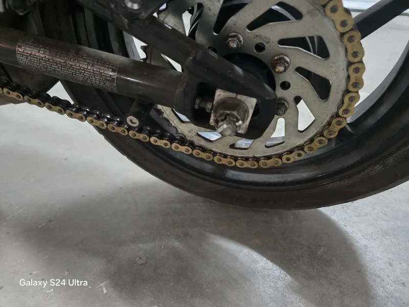 Kawasaki Ninja Er f Топ състояние , снимка 3 - Мотоциклети и мототехника - 52102952