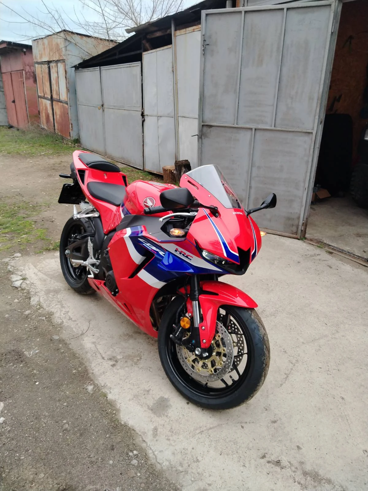 Honda Cbr 600 RR, снимка 2 - Мотоциклети и мототехника - 55741576