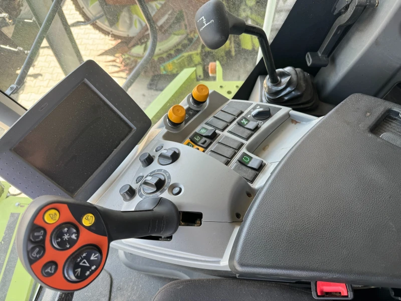 Комбайн Claas TUCANO 570, снимка 8 - Селскостопанска техника - 51971208