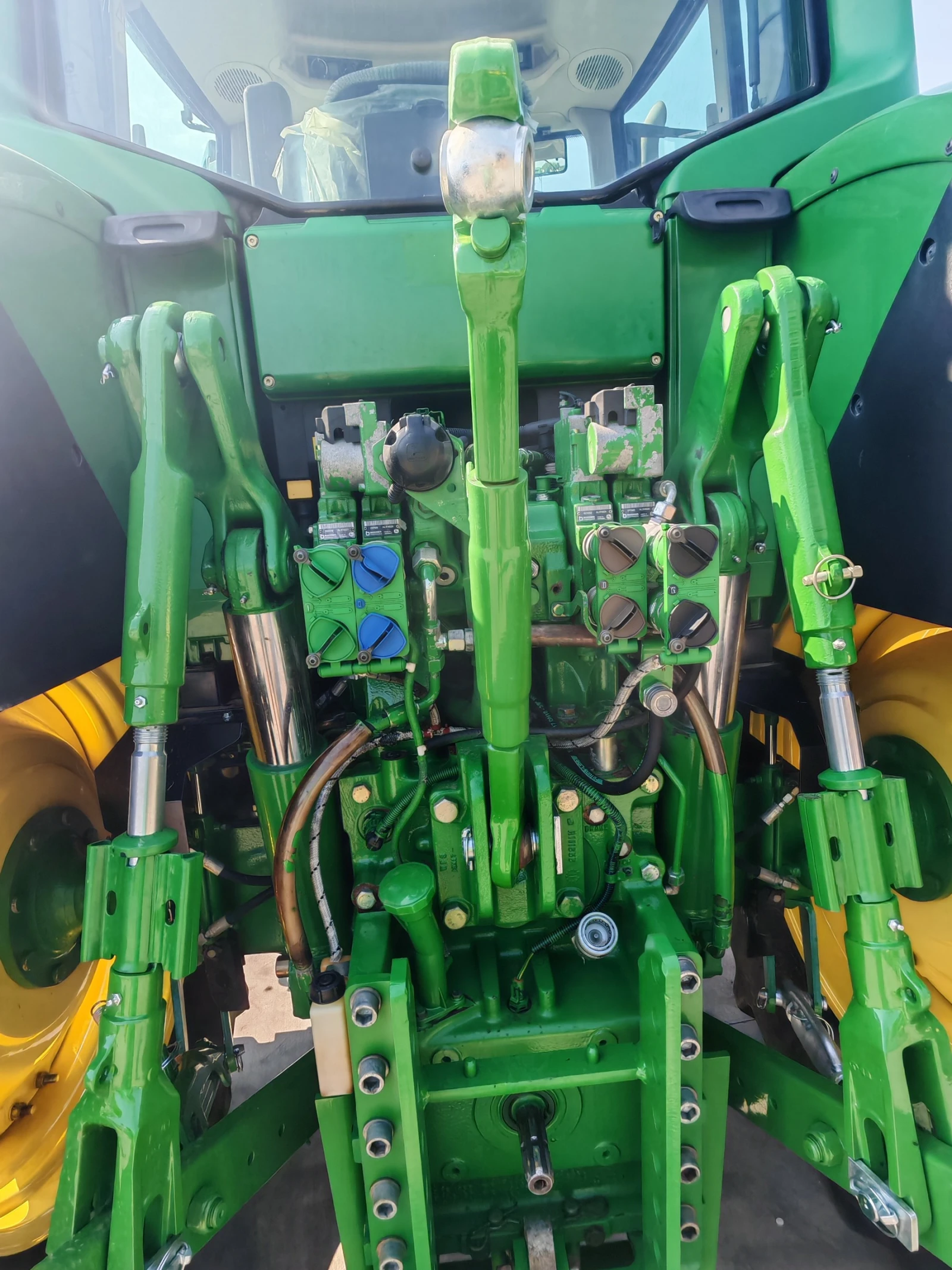Трактор John Deere 6930 Premium , снимка 10 - Селскостопанска техника - 55016139