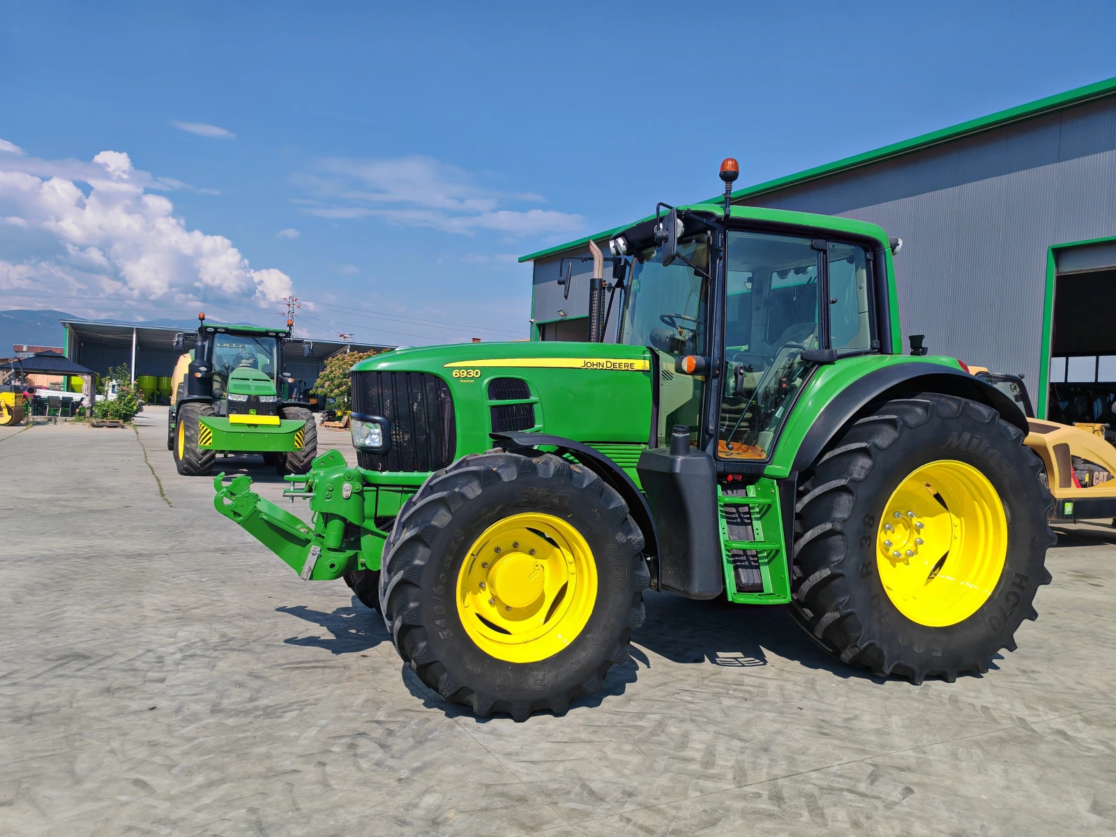 Трактор John Deere 6930 Premium , снимка 2 - Селскостопанска техника - 55016139