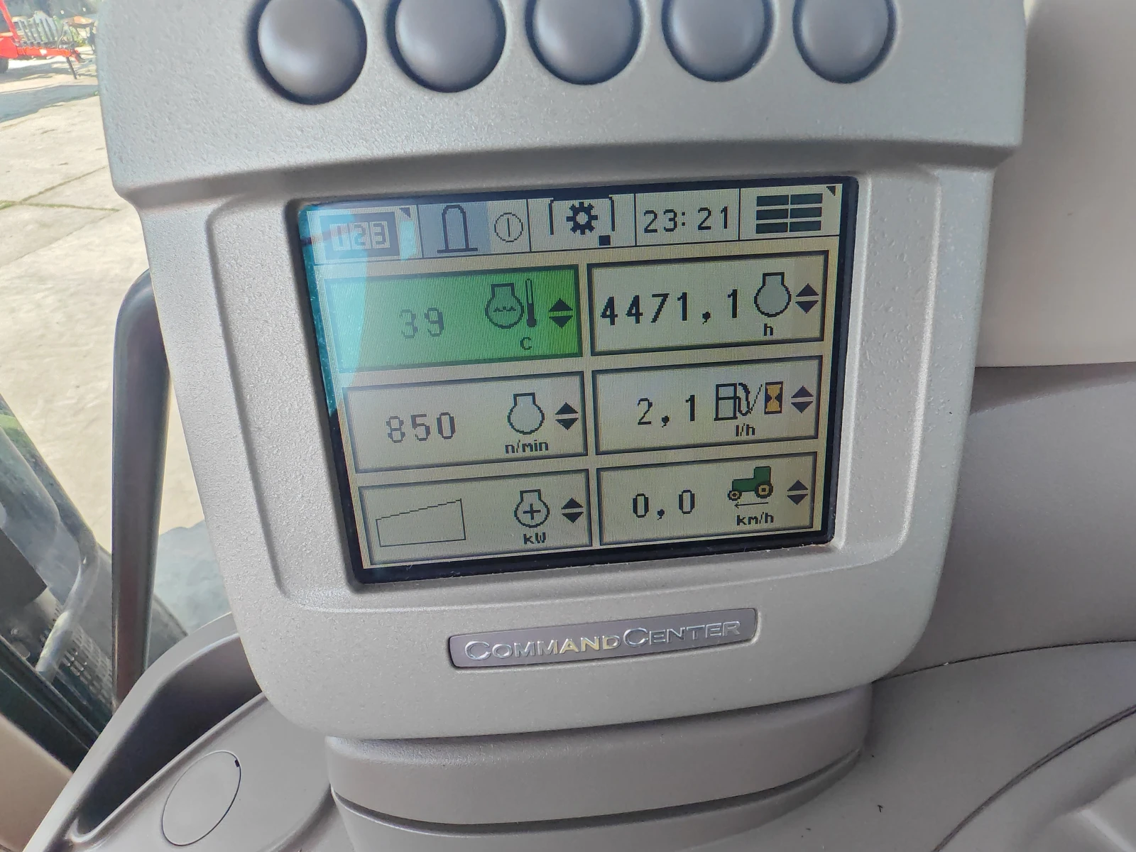 Трактор John Deere 6930 Premium , снимка 13 - Селскостопанска техника - 55016139
