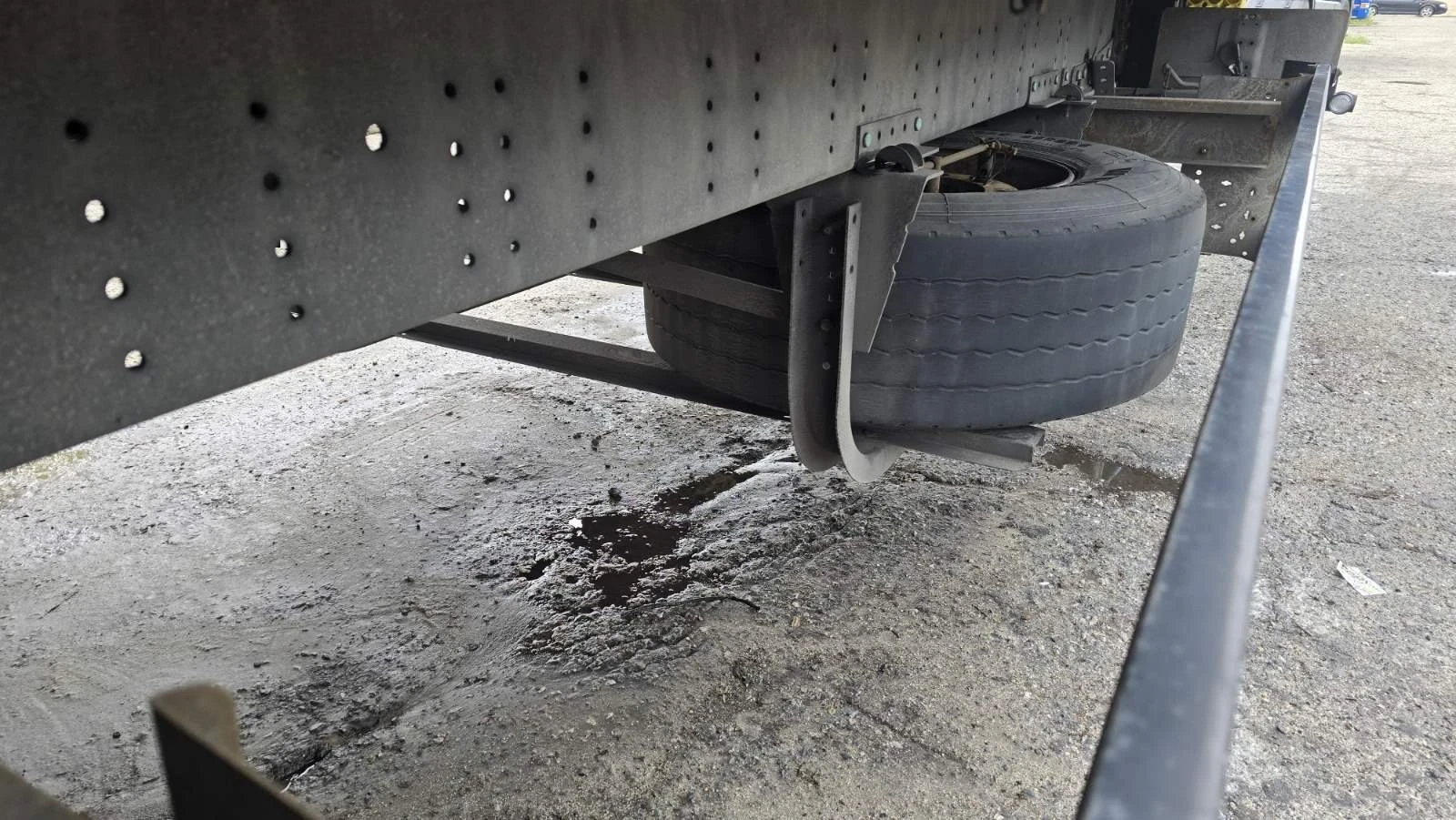 Полуремарке Schmitz Буге, снимка 10 - Ремаркета - 54173751