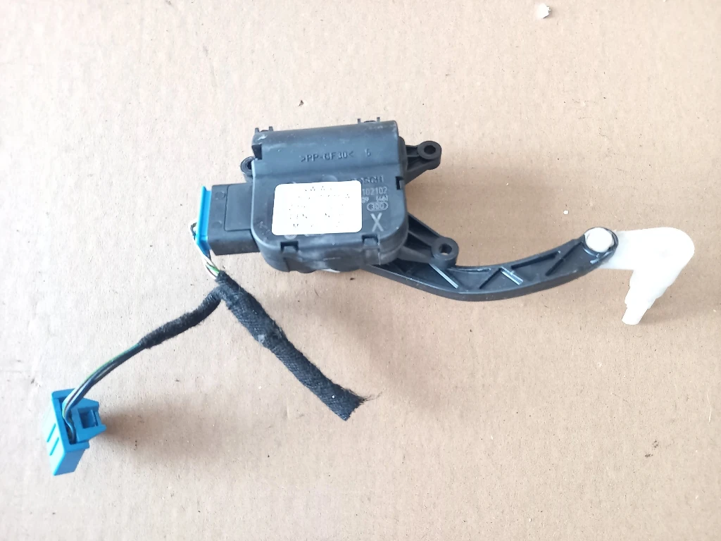 �� ����� ����� ������� ���������� ����� �6 1.8��� (2) | Mobile.bg � ����������� 1