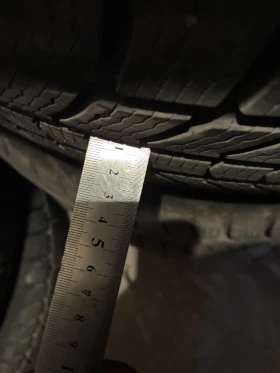 Гуми Зимни 225/60R17, снимка 4