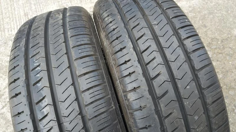 Гуми Летни 205/65R16, снимка 2 - Гуми и джанти - 28768860