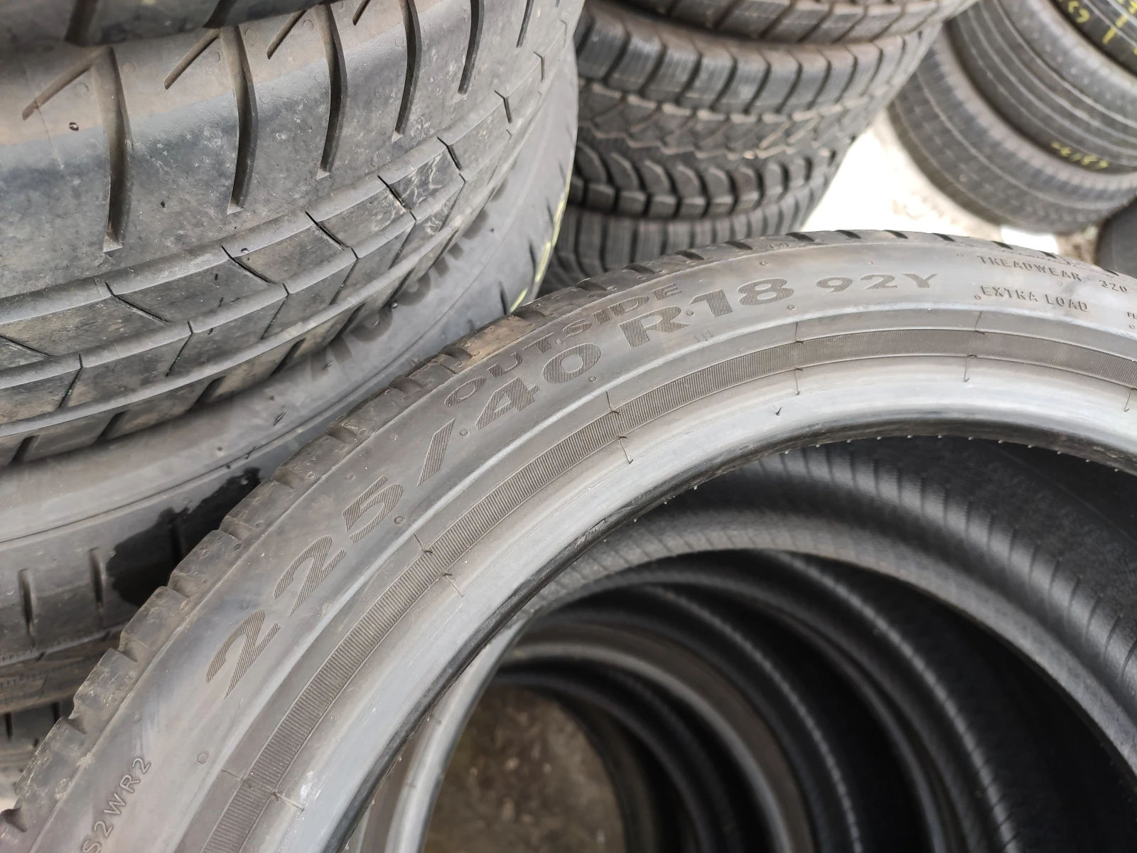 Гуми Летни 225/40R18, снимка 10 - Гуми и джанти - 55478616