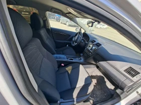 Toyota Avensis 2.2 D-4D, снимка 6