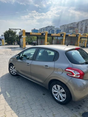 Peugeot 208, снимка 6