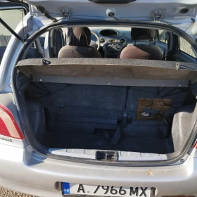 Toyota Yaris undefined | Auto.bg — изображение 6