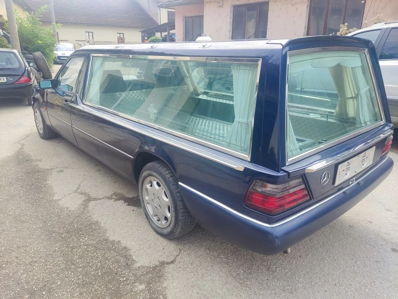 Mercedes-Benz 124 Катафалка, снимка 4 - Автомобили и джипове - 46427759