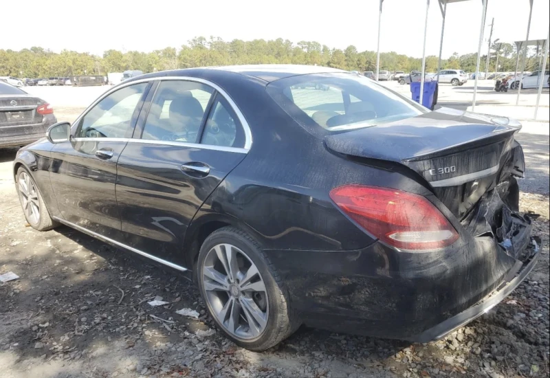 Mercedes-Benz C 300 AMG, снимка 4 - Автомобили и джипове - 48496859