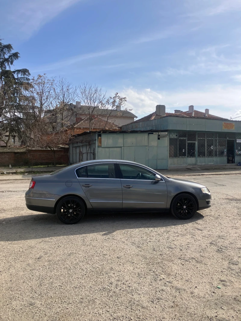 VW Passat, снимка 5 - Автомобили и джипове - 49451731