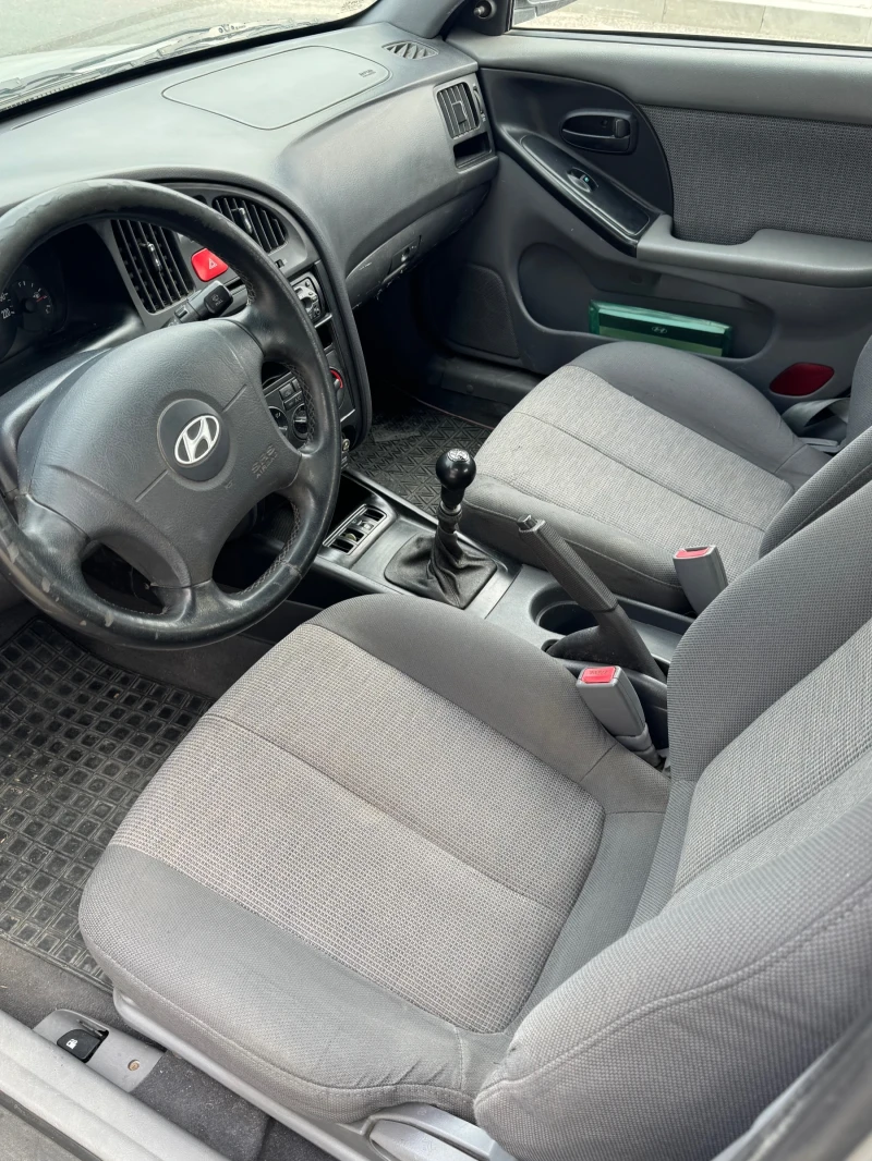 Hyundai Elantra, снимка 6 - Автомобили и джипове - 49596898