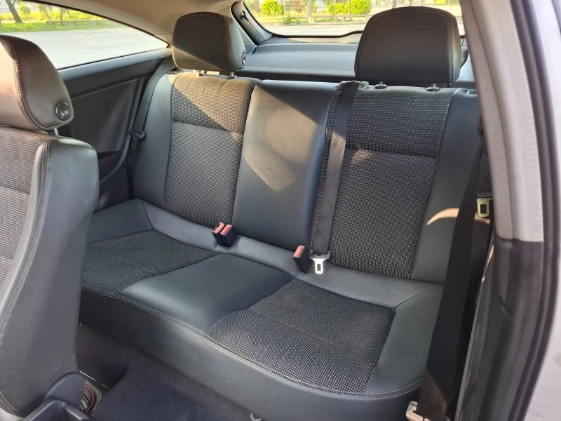 Opel Astra, снимка 10 - Автомобили и джипове - 52429932