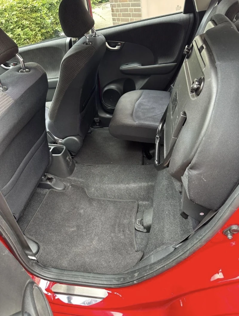 Honda Jazz 1.4 i-VTEC Facelift Comfort 59 000 km., снимка 6 - Автомобили и джипове - 51291610