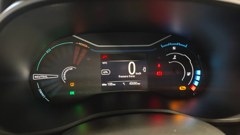 Dacia Spring Comfort , снимка 16 - Автомобили и джипове - 51546881