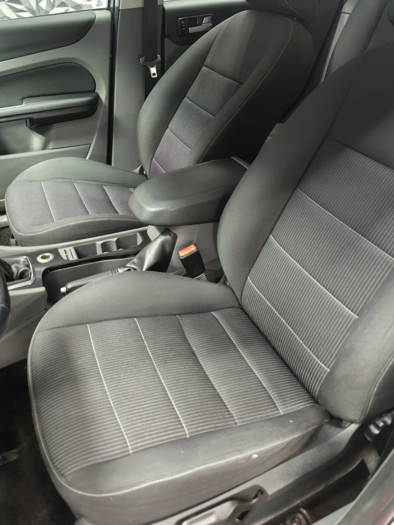 Ford Focus 1.6* 101к.с* FACE* НАВИ* ТЕМПОМАТ* МУЛТИ* НОВ ВНОС, снимка 7 - Автомобили и джипове - 51679583