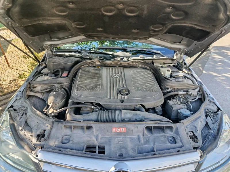 Mercedes-Benz C 200, снимка 7 - Автомобили и джипове - 51843372